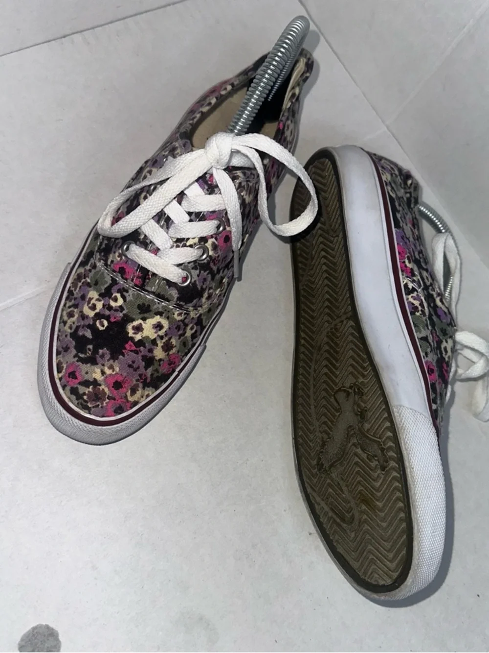 American Eagle Outfitters vibrant floral